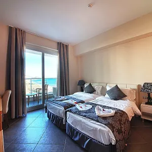 4* Hotel Maxima Paradise
