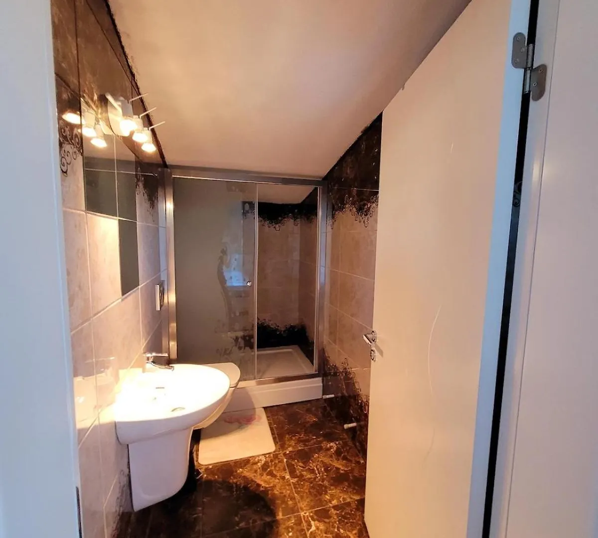 Izmir Oezdere Yazlik Villa